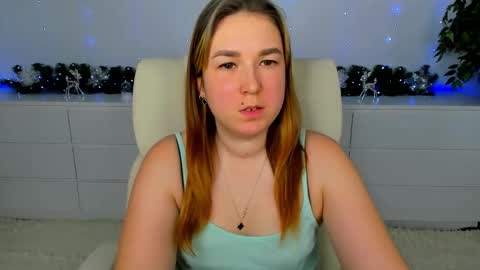 Snapshot of sofii_darling chatting on 01/06/26, 06:00 sofii_darling online show from 01/06/26, 06:00