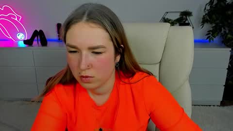 Snapshot of sofii_darling chatting on 02/23/26, 05:54 sofii_darling online show from 02/23/26, 05:54