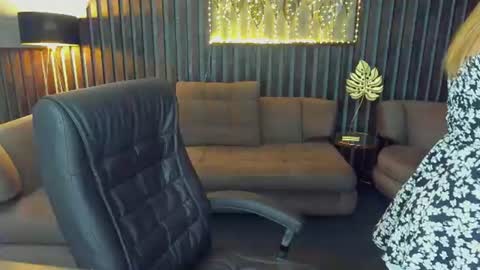sofii_darling online show from 07/26/26, 04:36