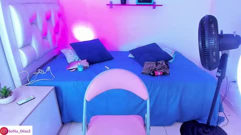  Sofa Daz  online show from 03/12/25, 06:33