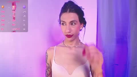 Snapshot of sofiia_grey_ chatting on 12/13/24, 04:38 Sofi online show from 12/13/24, 04:38