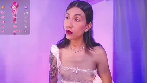 Snapshot of sofiia_grey_ chatting on 12/16/24, 01:32 Sofi online show from 12/16/24, 01:32