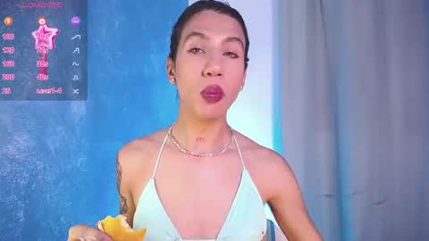 Snapshot of sofiia_grey_ chatting on 12/27/24, 04:32 Sofi online show from 12/27/24, 04:32