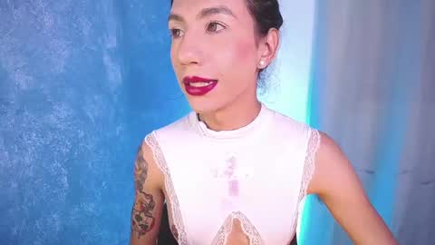 Snapshot of sofiia_grey_ chatting on 01/05/25, 03:45 Sofi online show from 01/05/25, 03:45