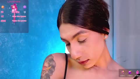 Snapshot of sofiia_grey_ chatting on 01/12/25, 01:27 Sofi online show from 01/12/25, 01:27