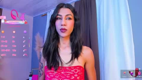 Snapshot of sofiia_grey_ chatting on 10/16/25, 12:06 Sofi online show from 10/16/25, 12:06