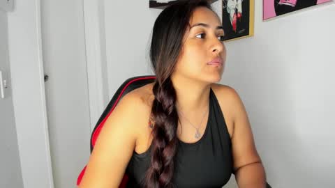 sofiia rodriguez online show from 09/13/25, 03:34