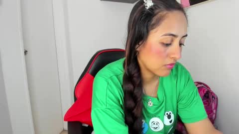 sofiia rodriguez online show from 09/17/25, 02:41