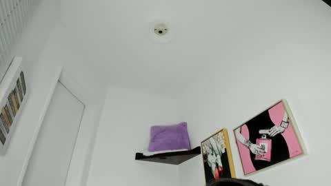 sofiia rodriguez online show from 11/24/25, 12:05