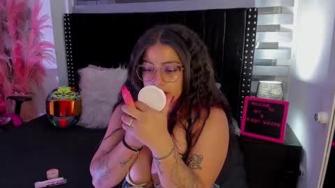 Sofia online show from 02/07/25, 09:58