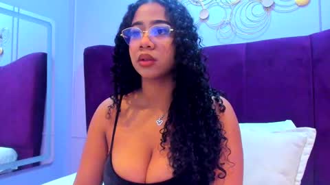 Snapshot of sofiifox chatting on 10/05/25, 12:58 sofiifox online show from 10/05/25, 12:58