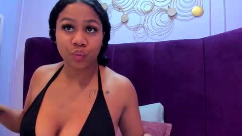 Snapshot of sofiifox chatting on 11/20/25, 07:35 sofiifox online show from 11/20/25, 07:35