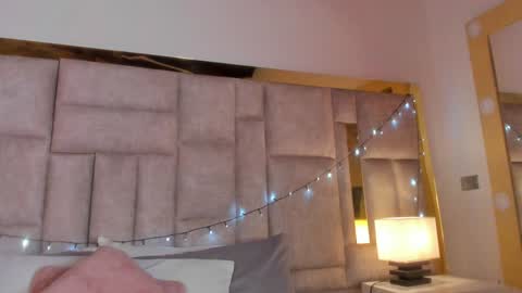 Sofia online show from 01/24/25, 11:02