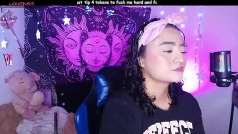 Snapshot of sofitabares_ chatting on 05/17/26, 08:38 Demi Sofia online show from 05/17/26, 08:38