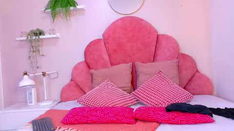 SOFITEEN  online show from 12/14/25, 11:48