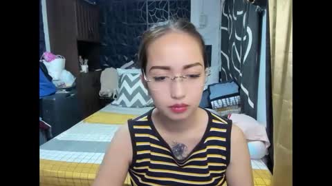 Angel online show from 11/22/25, 02:38