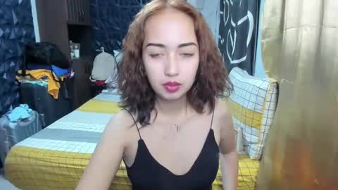 Angel online show from 12/04/25, 12:03