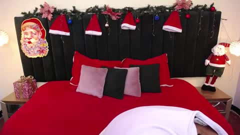 Cam and Amy online show from 12/22/25, 07:55