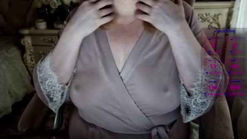 Hi Im Sofia             online show from 05/11/26, 01:17