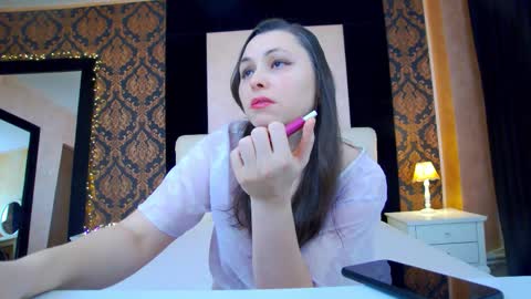 Lilly online show from 01/06/26, 06:06