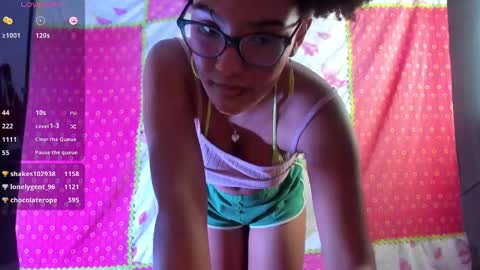 Chloe Kiwi online show from 12/10/24, 01:43