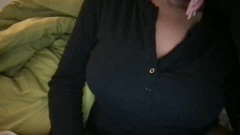 Jade online show from 12/15/25, 02:10