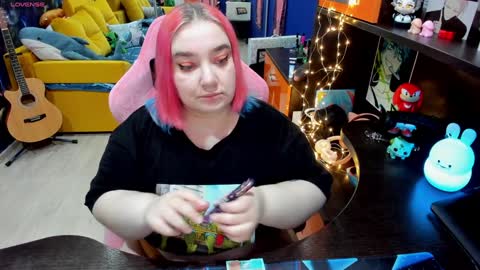 Sofie online show from 02/06/25, 02:33