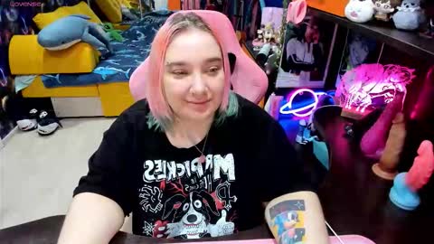 Sofie online show from 02/28/26, 01:17