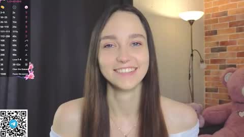 Elly online show from 11/10/25, 06:12