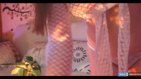 Lisa  online at  .11 from about utc online show from 03/16/26, 09:08