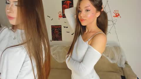 sofia online show from 10/31/25, 02:18