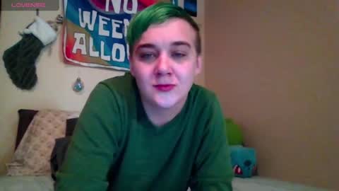 Snapshot of softtboyfriend chatting on 12/14/24, 03:04 Day online show from 12/14/24, 03:04