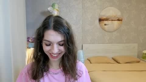 Kelly online show from 04/18/26, 02:10