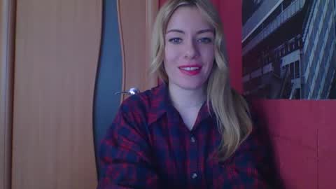 softy_aura online show from 04/24/26, 02:52