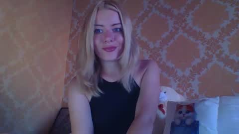 softy_aura online show from 07/31/26, 04:39