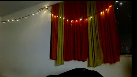 Snapshot of soka_lovers_04_ chatting on 01/09/25, 10:41 Sofia online show from 01/09/25, 10:41