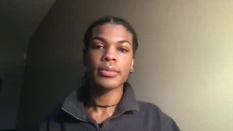 Snapshot of solaceeve chatting on 10/24/25, 06:15 SolaceEve online show from 10/24/25, 06:15