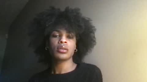 Snapshot of solaceeve chatting on 12/15/25, 06:56 SolaceEve online show from 12/15/25, 06:56