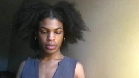 Snapshot of solaceeve chatting on 12/16/25, 07:52 SolaceEve online show from 12/16/25, 07:52