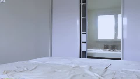 Snapshot of solarmarty chatting on 01/18/25, 11:21 Solar Marty online show from 01/18/25, 11:21