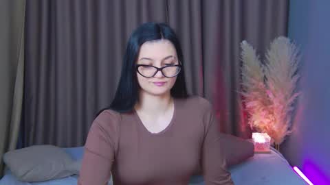 Snapshot of solazolaa chatting on 04/06/26, 01:47 Sonya online show from 04/06/26, 01:47