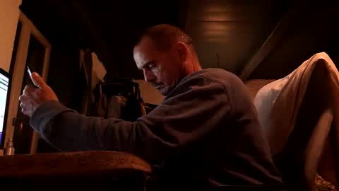 Alex Dixon online show from 09/11/25, 08:42