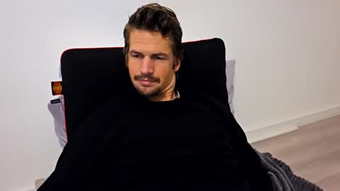 solero93 online show from 02/21/25, 06:26