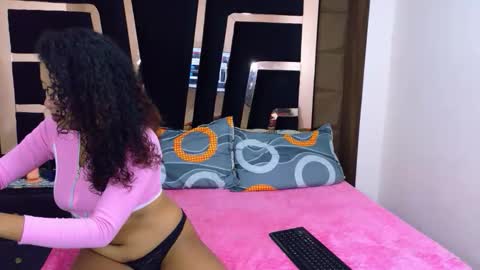 Sol Evans online show from 10/27/25, 03:05