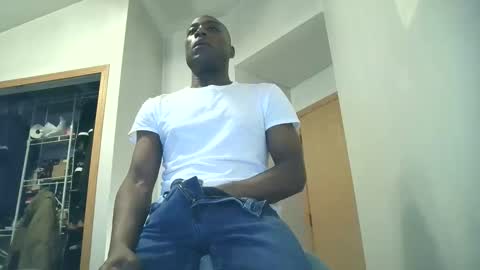 solidsnake992 online show from 11/19/25, 02:00