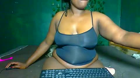 Solly bunny online show from 05/31/26, 02:20