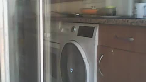 Snapshot of solo4u2 chatting on 11/03/25, 12:06 solo4u2 online show from 11/03/25, 12:06