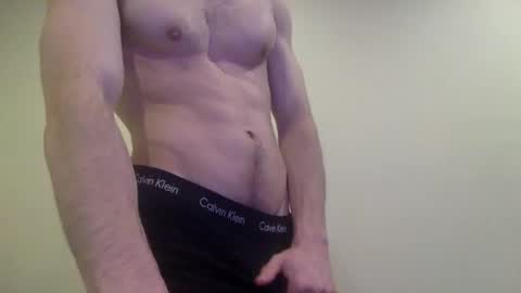 Snapshot of somberstone chatting on 05/01/26, 01:43 somberstone online show from 05/01/26, 01:43