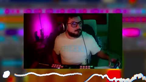 Snapshot of somebodyneutral chatting on 02/03/26, 02:10 orel online show from 02/03/26, 02:10