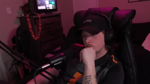 Snapshot of somethinqfunny chatting on 03/14/26, 03:34 Lover Boi online show from 03/14/26, 03:34